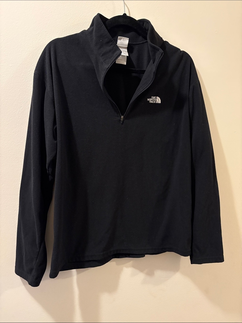 The North Face Men’s Black Half-Zip Fleece Pullover - large - TKA 100